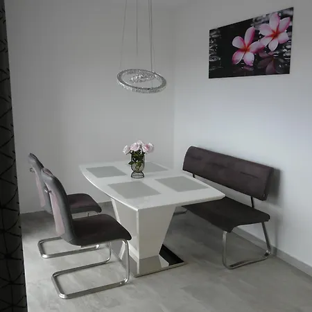 Apartment City1 *