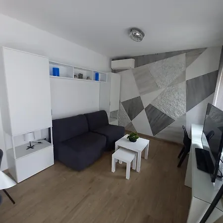 City1 Apartment Makarska
