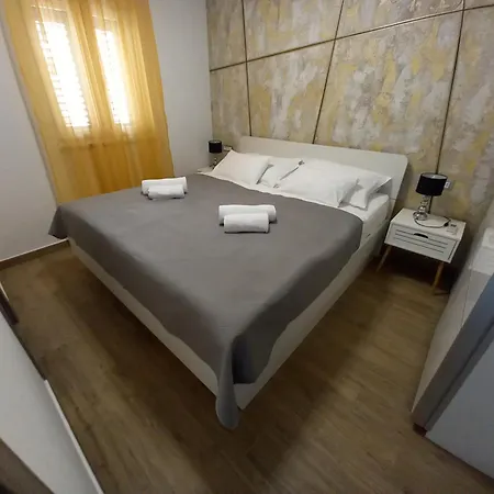 City1 Makarska