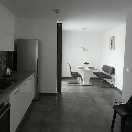 City1 Apartment