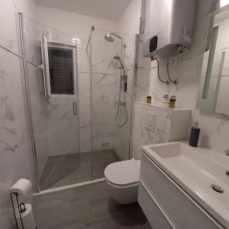 City1 Apartment Makarska