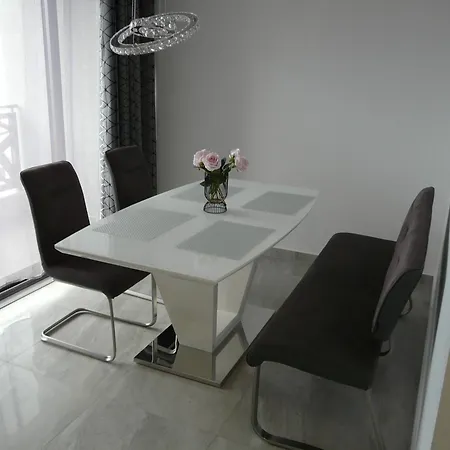 City1 Apartment *